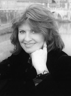 ROSYLYN WRIGHT: Director of Frockaholics.com